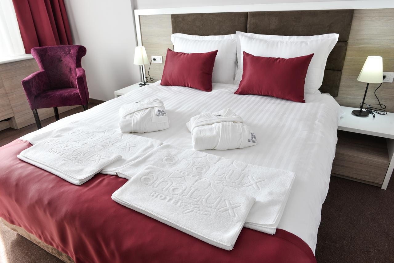 Hotel Ana Lux Spa Pirot Bagian luar foto