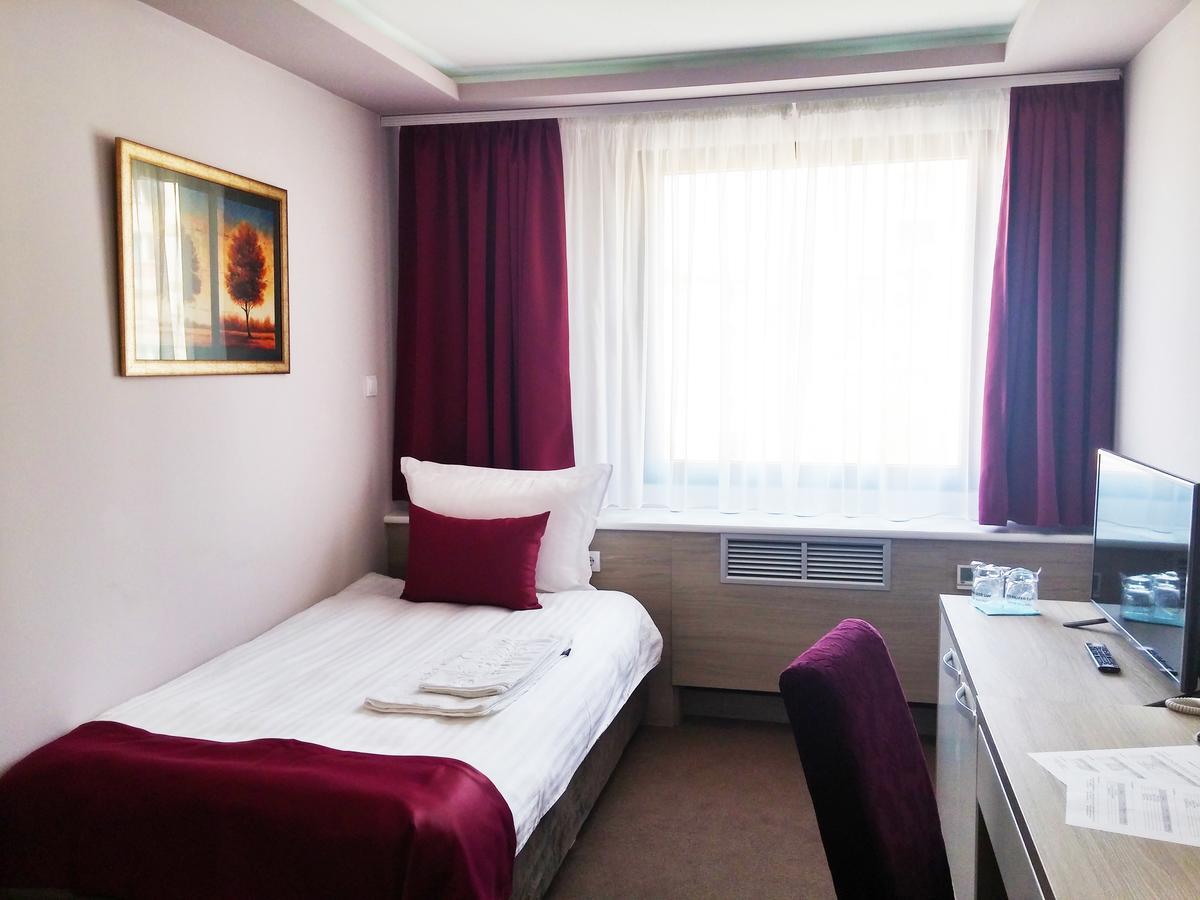 Hotel Ana Lux Spa Pirot Bagian luar foto